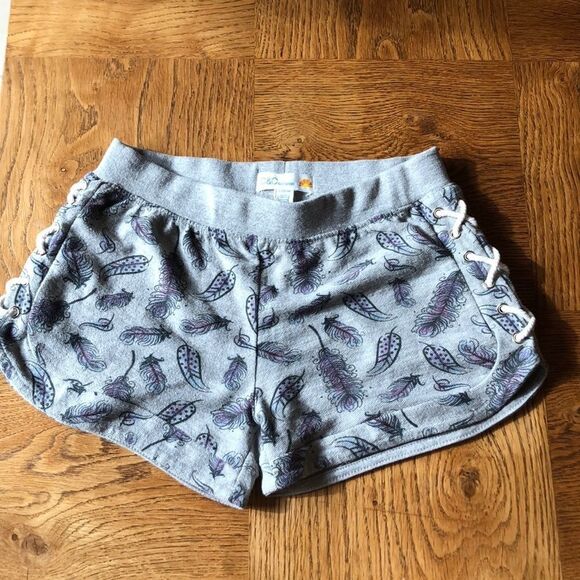 C&C California Gray Lace Up Sweat Shorts Sz L12-14 - Picture 1 of 8
